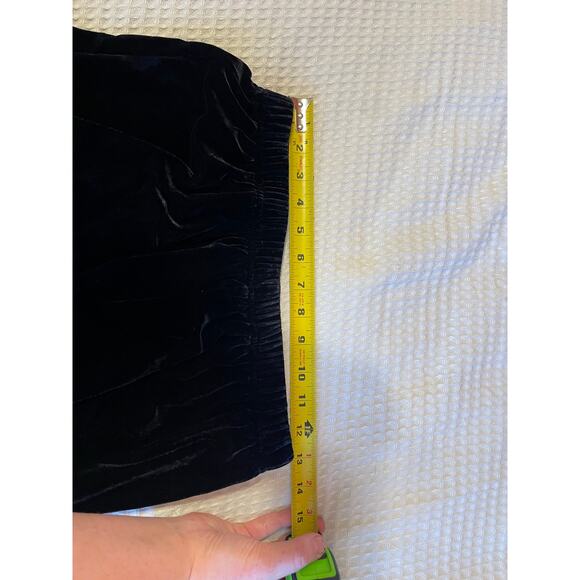 Monroe & Main Whimsy Goth Black Velour Velvet Elastic Waist Straight Leg Pants M - Picture 7 of 10